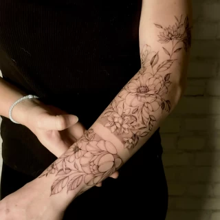 1_1 Simi - The Black Hat Tattoo