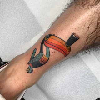 Toucan Guinness - Tatouage Old School - Black Hat Tattoo Nice   - tatouage Nice - The Black Hat Tattoo