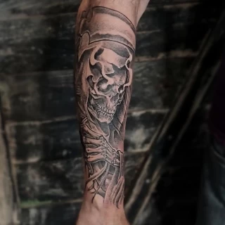 Sergy - Artiste résident - Black Hat Nice - Réalisme - The Black Hat Tattoo