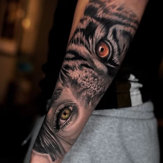 Dian guest tatouage réaliste couleur - The Black Hat Tattoo