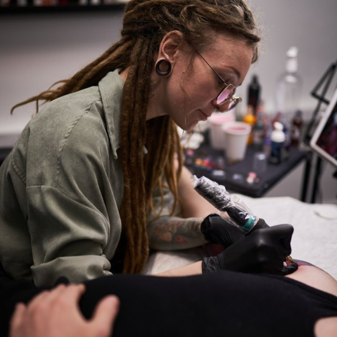 Yuliya - The Black Hat Tattoo