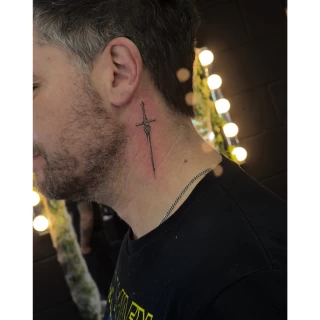 Stella - artiste résidente - Black Hat Dublin - blackwork - The Black Hat Tattoo