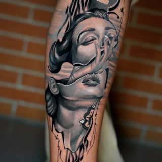 Dian guest tatouage réaliste couleur - The Black Hat Tattoo