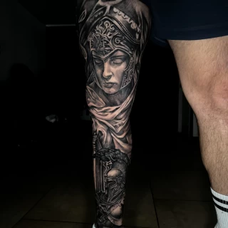 Nicolás - artiste résident - Black Hat Dublin - réalisme - The Black Hat Tattoo