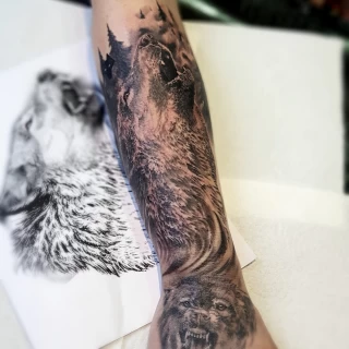 Wolf howling to the moon Tattoo black and grey and forest background - Artist Portfolio - Sergy Black Hat - The Black Hat Tattoo Dublin 2018 - The Black Hat Tattoo