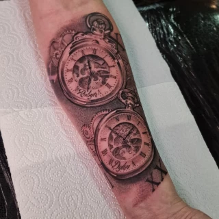 Sergy - Artiste résident - Black Hat Nice - Réalisme - The Black Hat Tattoo
