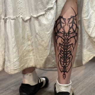 Galilea - artiste résidente - Black Hat Dublin - cybersigilism - The Black Hat Tattoo