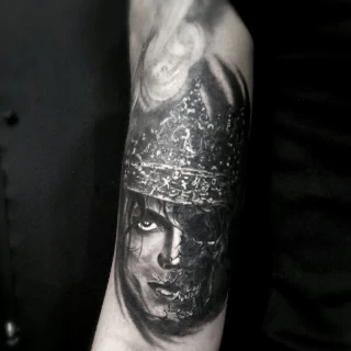 Tatouage crâne mickael Jackson - Tatouage de Crâne - Black Hat Tattoo Nice- tatouage Nice - The Black Hat Tattoo