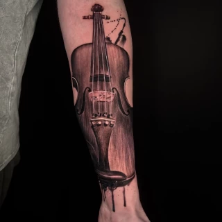 Ruxandra guest artist(8) - The Black Hat Tattoo