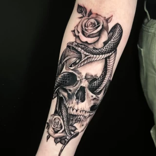 Ruxandra guest artist(14) - The Black Hat Tattoo