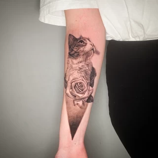 6887CA52-7337-4CE1-8AE8-3C1FF77506B6 - The Black Hat Tattoo