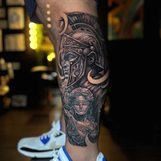Nicolás - artiste résident - Black Hat Dublin - réalisme - The Black Hat Tattoo