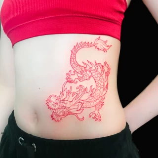 rouge -  - Tatouage Dragon  - Black Hat Tattoo Nice- tatouage Nice - The Black Hat Tattoo