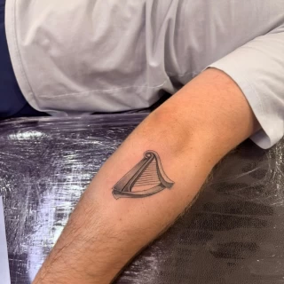 WhatsApp Image 2025-11-26 at 16.35.10 (1) - The Black Hat Tattoo