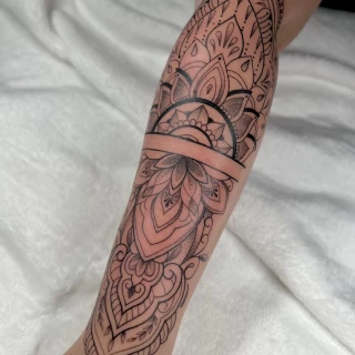 WhatsApp Image 2025-11-06 à 18.49.18_ebd51c28 - The Black Hat Tattoo