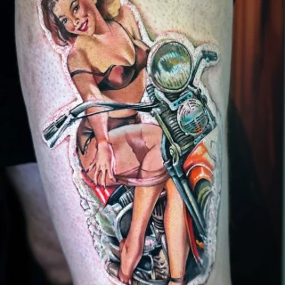 Olena - guest artist - presentation post  - realism tattoo - colorwork - the black hat tattoo Nice - 2025 - The Black Hat Tattoo